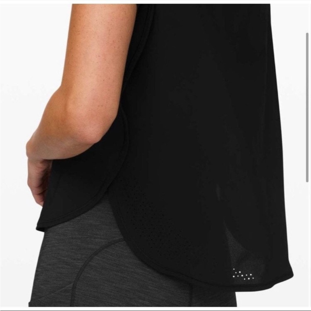 SOLD☀️Lululemon Strong Rays short sleeve tee